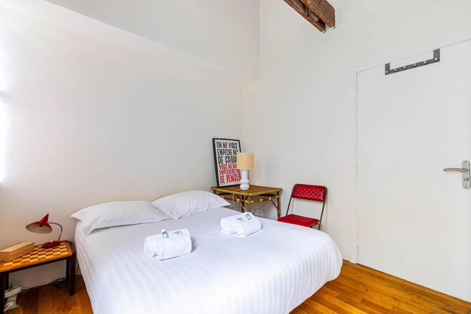 Lägenhet Guestready - Spacious Retreat Near Buttes-Chaumont Paris